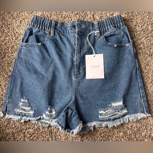 NWT Kancan Los Angeles Cinch Waist Denim Distressed Shorts Small